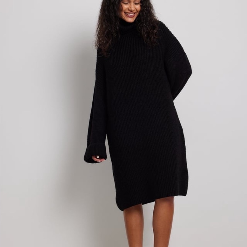 Elegant Black Long Sleeve Dress
